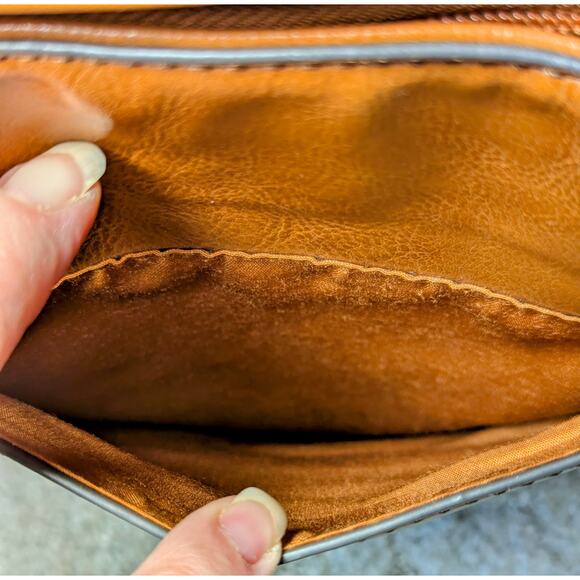 Liz Claiborne Tote Shoulder Bag Large Cognac Double Strap Purse spacious career - Picture 8 of 16